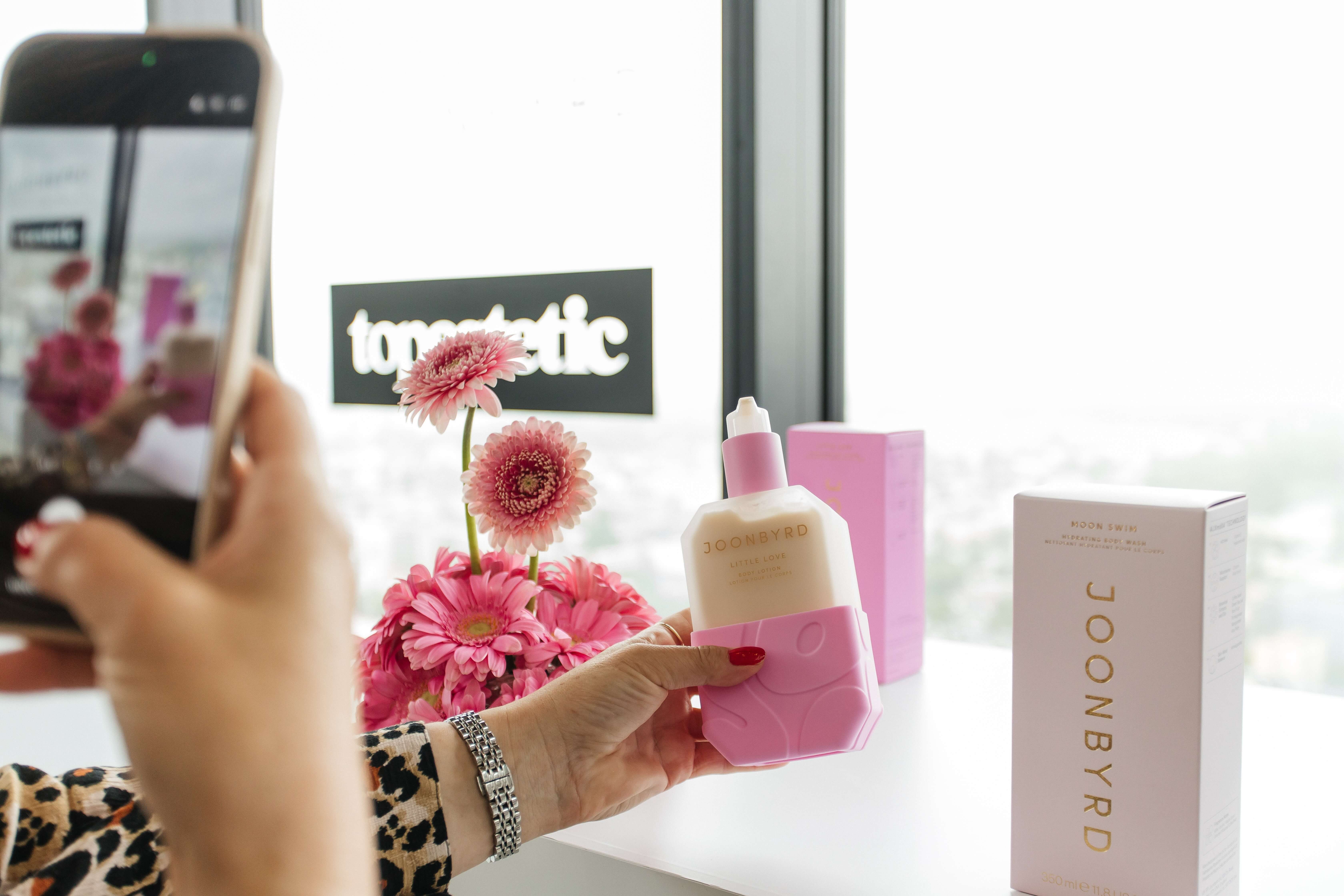 Event Topestetic i marki Joonbyrd