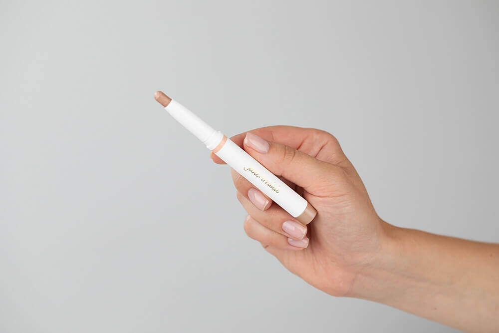 Jane Iredale ColorLuxe Eye Shadow Stick Kremowo-pudrowy cień do powiek w sztyfcie (kolor Moonstone) 1,4g