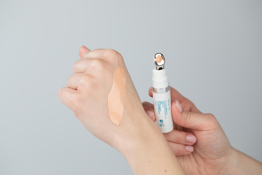 Colorescience Total Eye SPF 30 Korektor pod oczy 3 w 1 (kolor Medium) 7 ml
