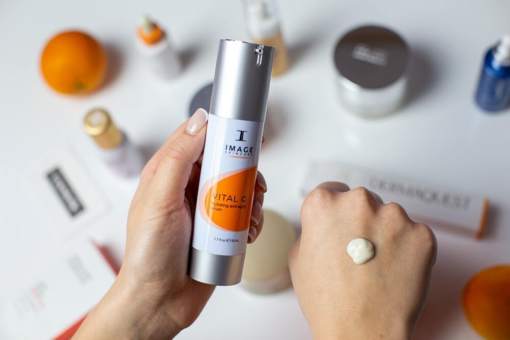 Image Skincare Vital C Hydrating Repair Creme Silnie odżywczy i wygładzający zmarszczki krem z 20% wit. A,C i E 56,7 g