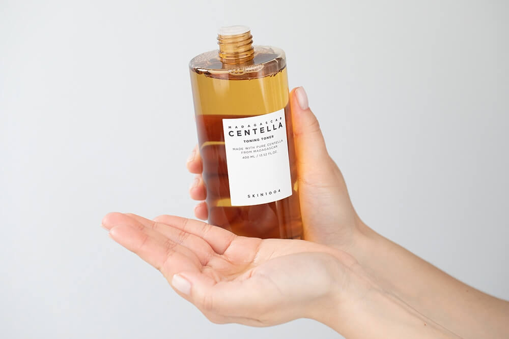 Skin1004 Madagascar Centella Toning Toner Delikatny tonik z glukonolaktonem 400 ml