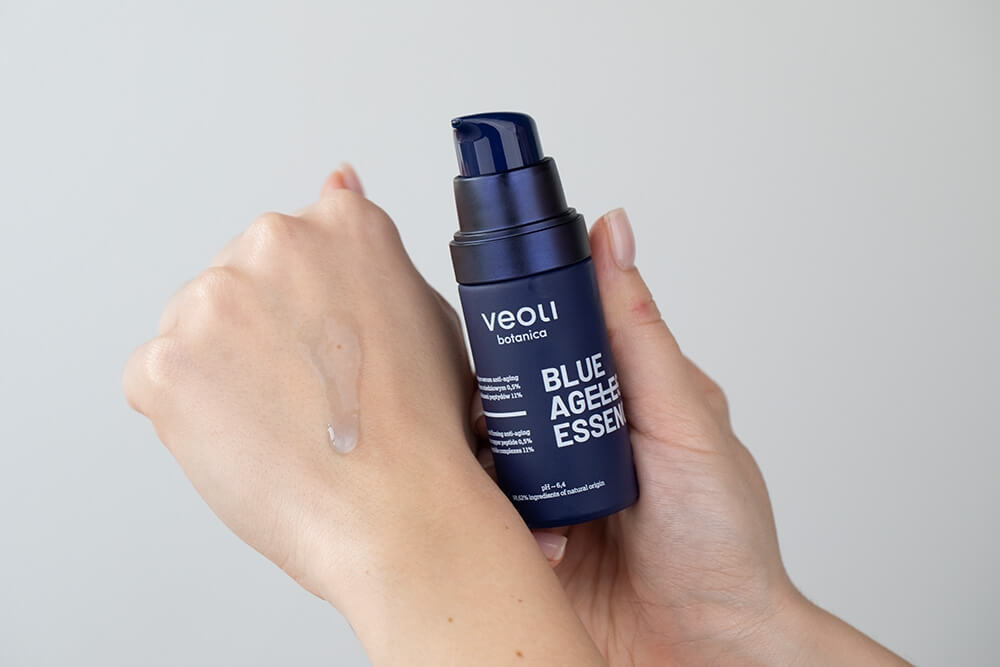 Veoli Botanica Blue Ageless Essence Wypełniająco-ujędrniające serum anti- aging 30 ml