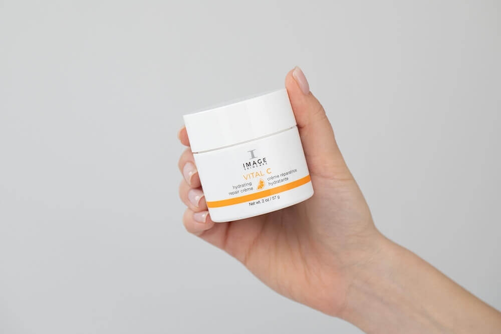 Image Skincare Vital C Hydrating Repair Creme Silnie odżywczy i wygładzający zmarszczki krem z 20% wit. A,C i E 56,7 g
