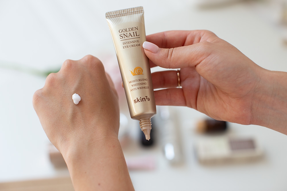Skin79 Golden Snail Intensive Eye Cream Krem pod oczy z ekstraktem ze śluzu ślimaka 35 ml