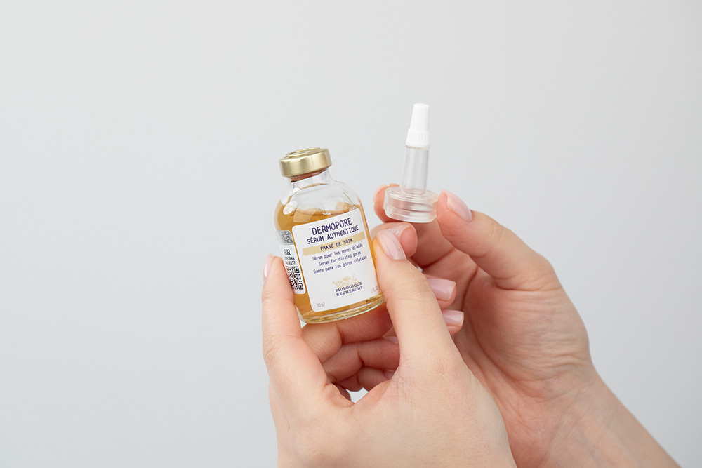Biologique Recherche Serum Dermopore Skoncentrowany wyciąg z herbaty jawajskiej. Serum na rozszerzone pory 30 ml