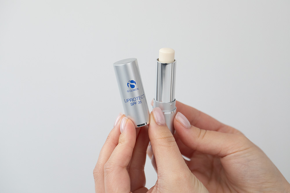 iS Clinical Liprotect SPF 35 Nawilżenie i ochrona ust 5 g