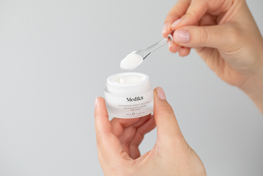 Medik8 Advanced Night Restore Odbudowujący krem naprawczy na noc 12,5 ml