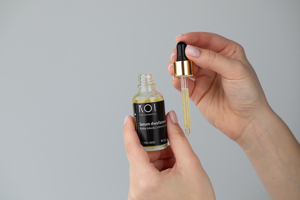 Koi Serum Dwufazowe Śliwka kakadu, rokitnik, skwalan 30 ml
