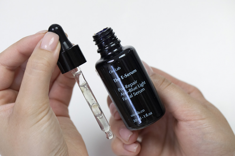 Oio Lab The E-Serum Anti Blue Light Naprawcze serum do twarzy 30 ml