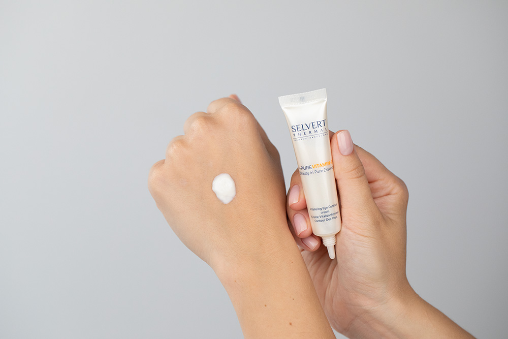 Selvert Thermal Vitalizing Eye Contour Cream Witaminowy krem na okolice oczu 15 ml