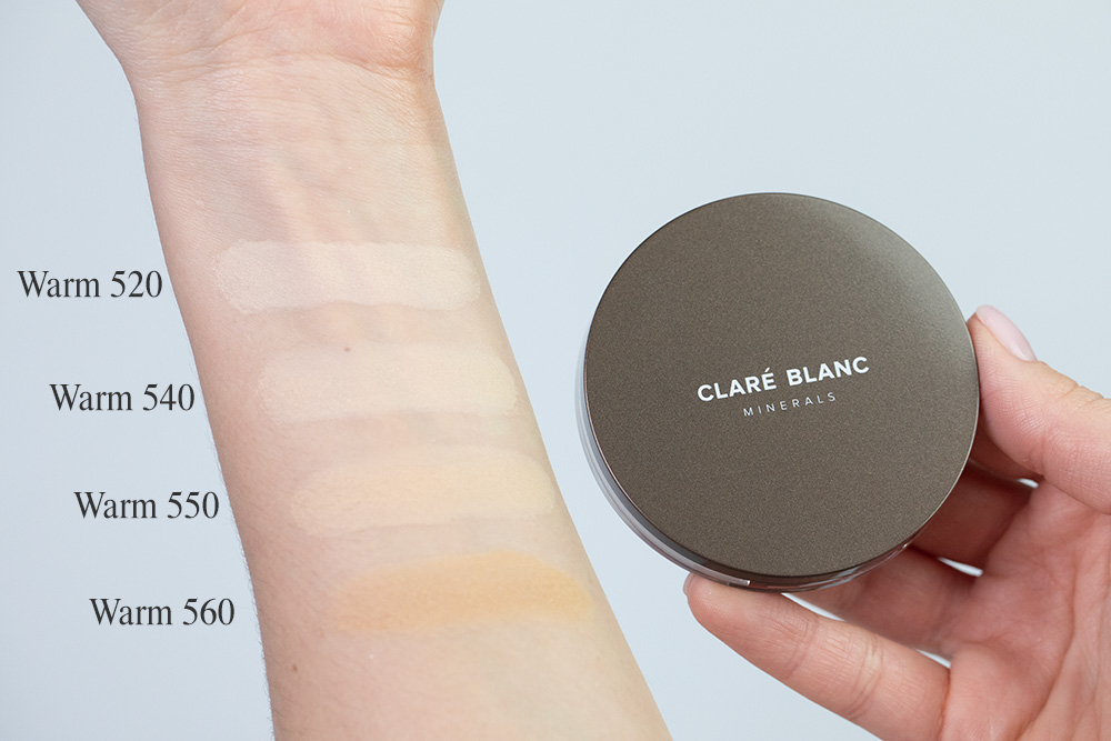 Clare Blanc Warm 550 Podkład prasowany SPF15 - kolor ciepły/średni (Warm 550) 11 g