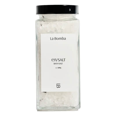 La Bomba En Salt Sól do kąpieli o zapachu jodłowym 680 g